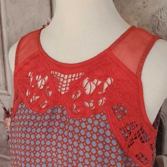 Daniel Rainn Lace Floral Jewel Neck Sleeveless Button Back Blouse Top Size PM - Picture 3 of 11